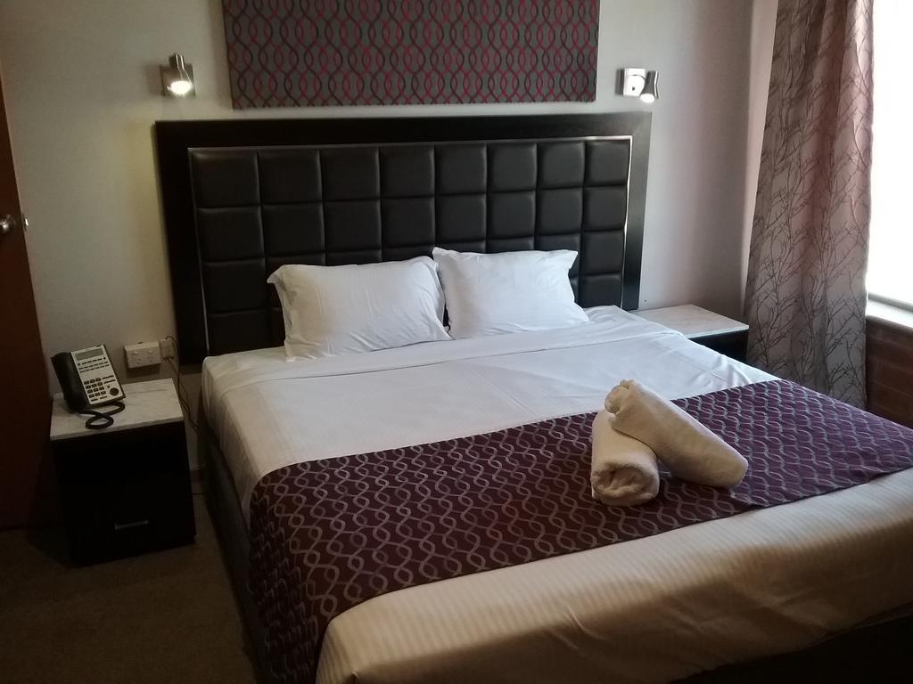 Pooraka Motor Inn Luaran gambar