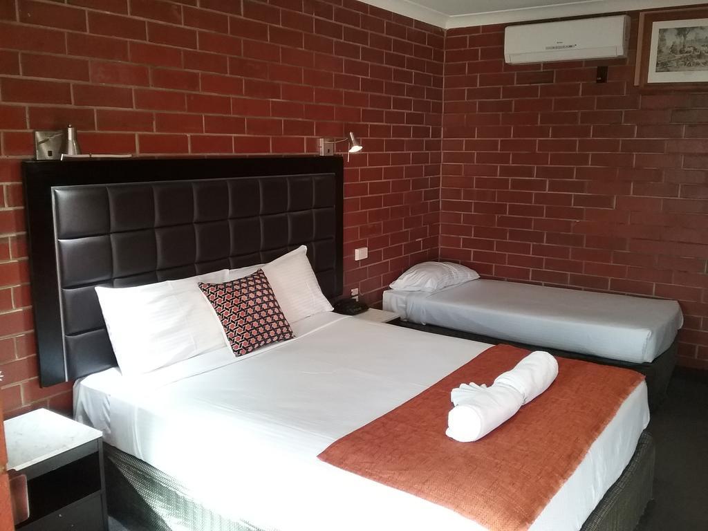Pooraka Motor Inn Luaran gambar