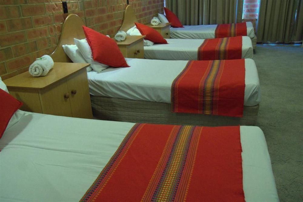 Pooraka Motor Inn Luaran gambar