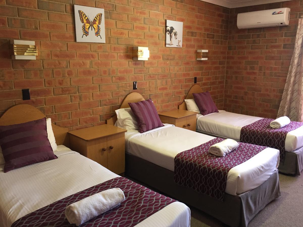 Pooraka Motor Inn Luaran gambar